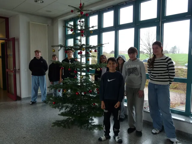Weihnachtliche Atmosphäre im Schulhaus