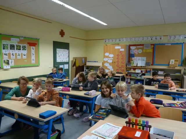 Zwei Tabletkoffer für die Grundschule