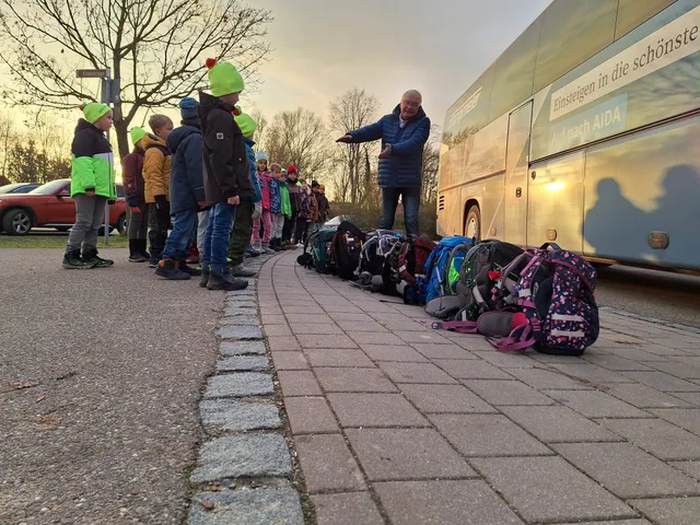 Bustraining für die ersten Klassen am 02.12.24